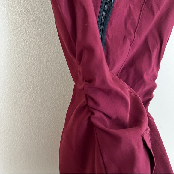 PORTO Double Zip Ruched Sleeveless Vest in Red - Picture 4 of 6